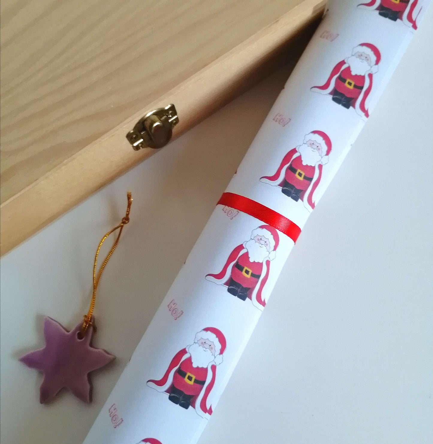 Santa Gift Wrap image 0