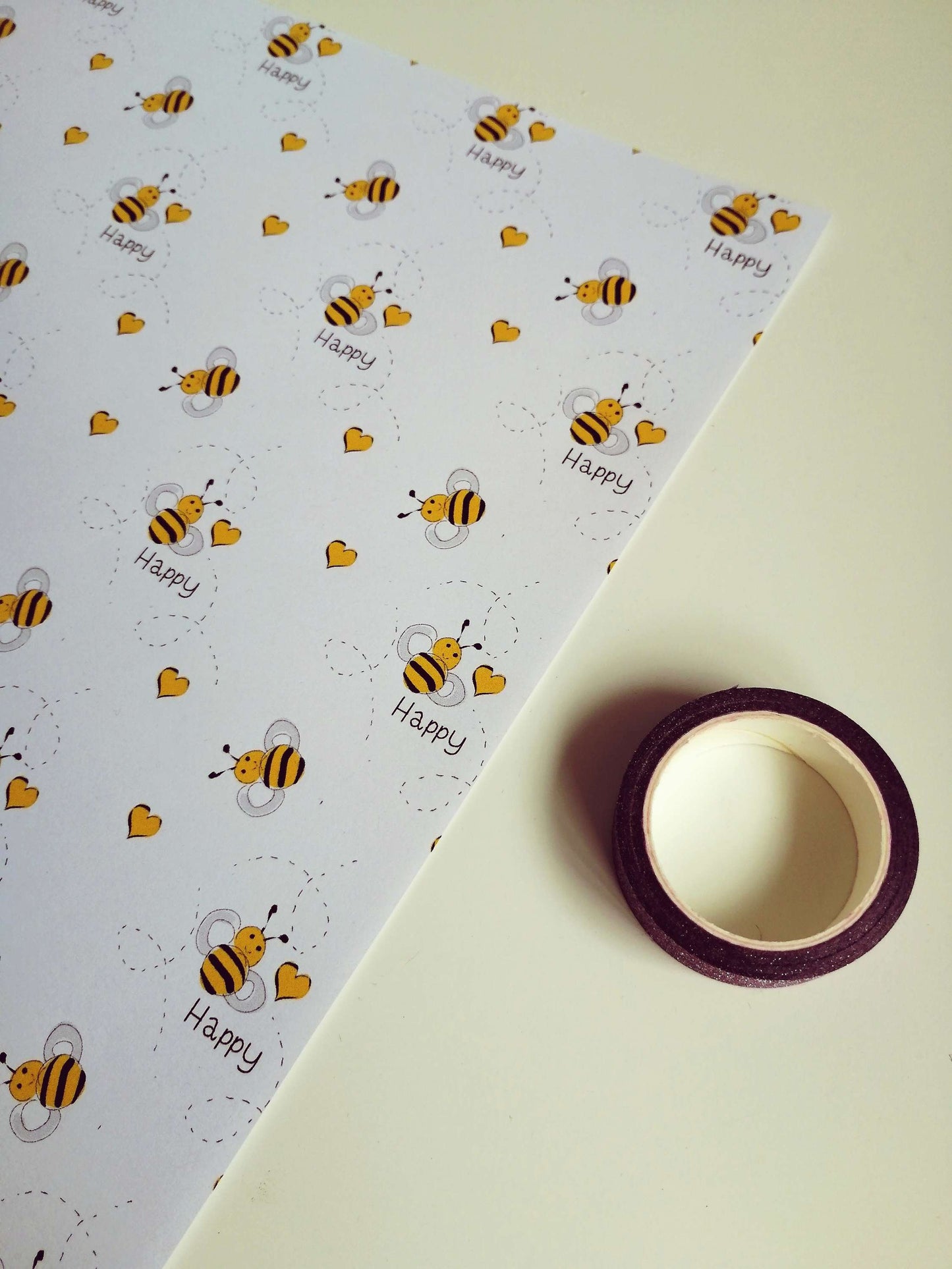 Bee Happy Gift Wrap image 0