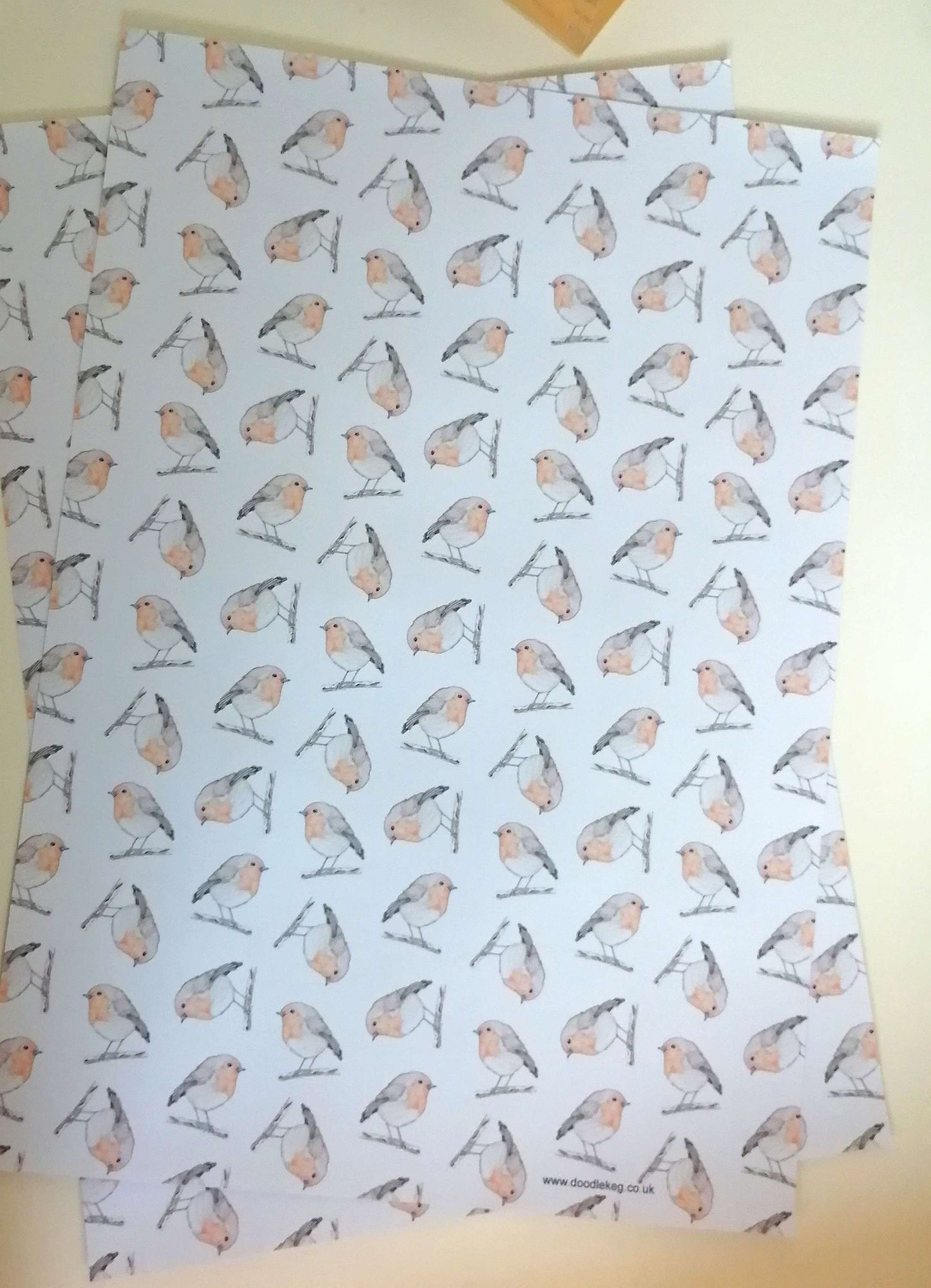 Robin Gift Wrap image 2